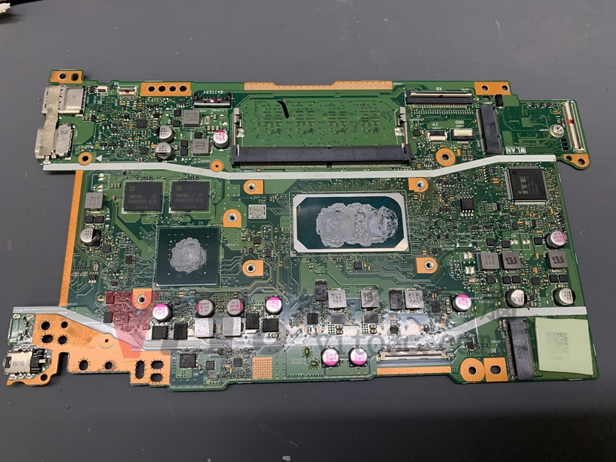 ASUS VivoBook X515 開機沒畫面、無法開機、開機斷電不能開機維修案例 ASUS X515 主機板正面