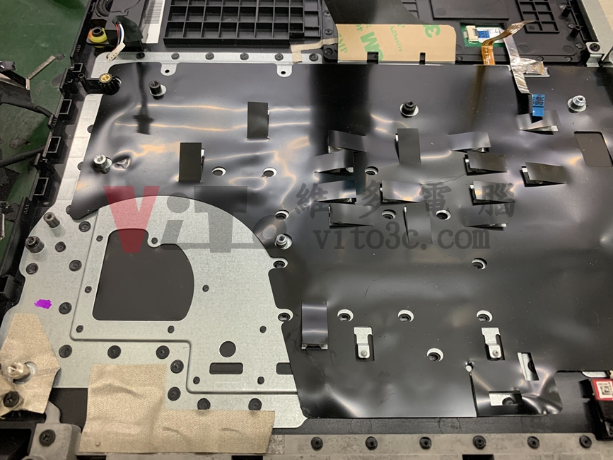 ROG G531G 不過電、無法開機、筆電進水、主機板CPU維修案例 ROG G531G 內部清理