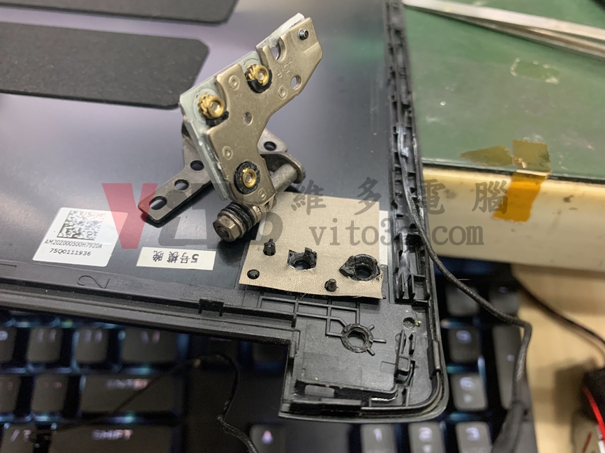筆記型電腦轉軸斷裂,造成外殼破裂分離的災情探討 | ASUS、Acer、HP、MSI等 Acer Nitro 5 AN515 轉軸斷裂、外殼分離