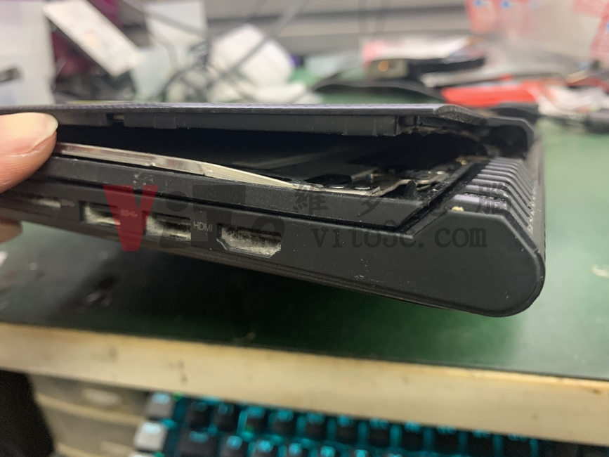 筆記型電腦轉軸斷裂,造成外殼破裂分離的災情探討 | ASUS、Acer、HP、MSI等 LENOVO Y520 轉軸斷裂