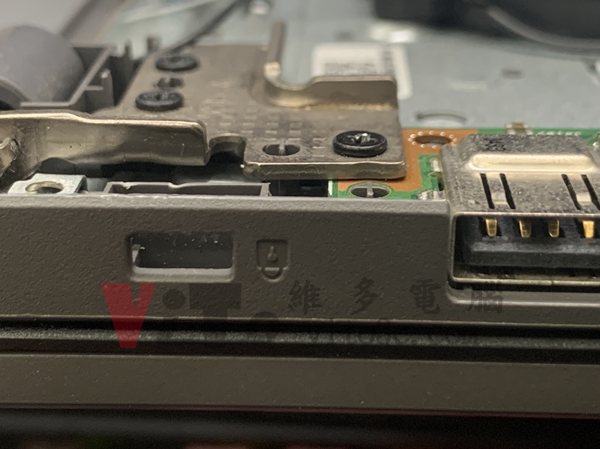 爆殼危機!筆電轉軸為何會斷裂?解析6大關鍵 ASUS X515E 轉軸斷裂維修