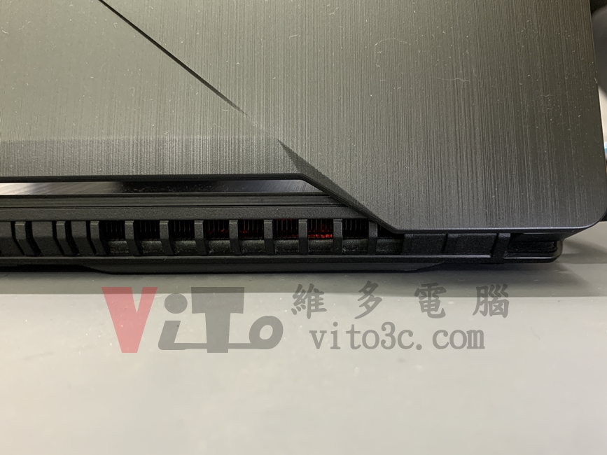 爆殼危機!筆電轉軸為何會斷裂?解析6大關鍵 ASUS FX503V 螢幕擋住後出風口左側