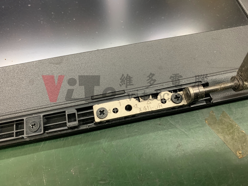 爆殼危機!筆電轉軸為何會斷裂?解析6大關鍵 ASUS X411U 轉軸斷裂維修