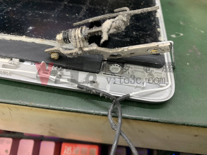 爆殼危機!筆電轉軸為何會斷裂?解析6大關鍵 爆殼危機!筆電轉軸為何會斷裂?解析6大關鍵