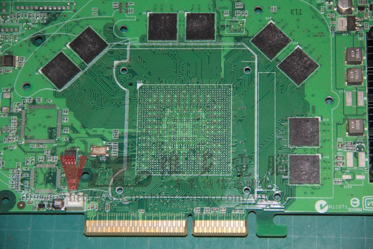 筆電 NVIDIA 顯示卡故障的主要問題,BGA封裝晶片拆解 顯示卡線路走向區域,記憶體匯流排、連接埠、供電