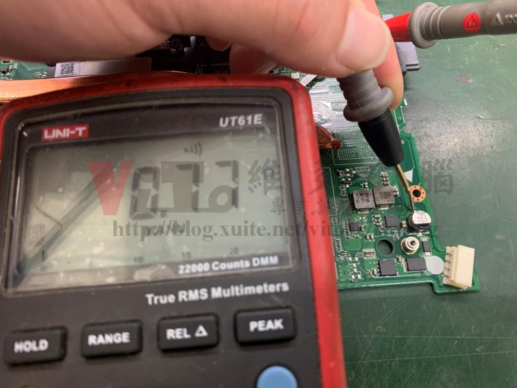 筆電維修:ACER F5-573G 不過電,無法開機,按電源無反應,供電異常維修案例 ACER F5-573G 19V 供電短路測試