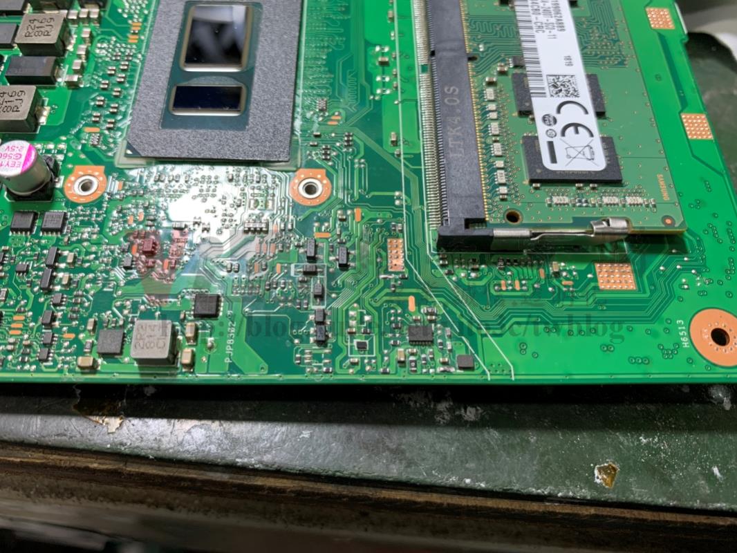 華碩 ASUS X560U 主機板不能開機的通病問題維修 ASUS X560U 主機板將受潮零件更換修復