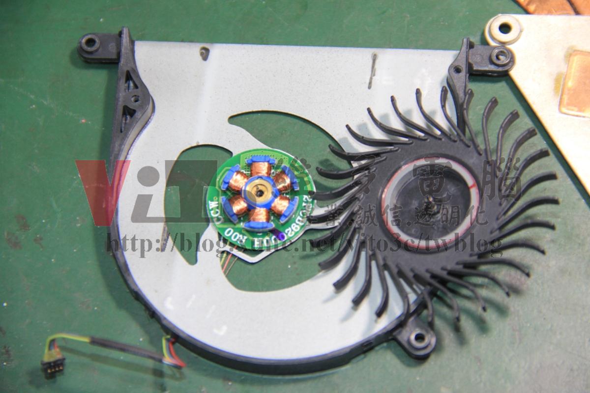 Razer BLADE RZ09 開機無畫面 無畫面顯示 不能進入作業系統 不能開機 主機板故障維修案例 Razer RZ09 磁浮風扇 軸心潤滑