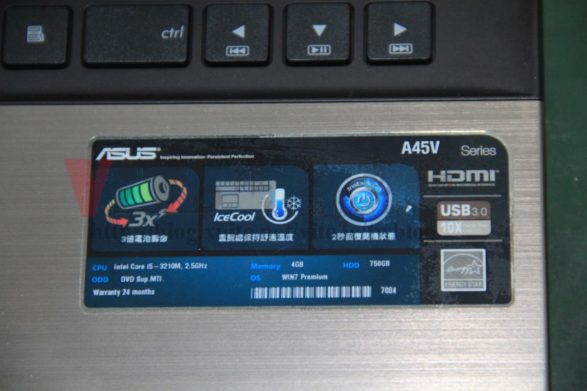華碩 ASUS A45V K45VM ASUS A45V 正面型號標籤