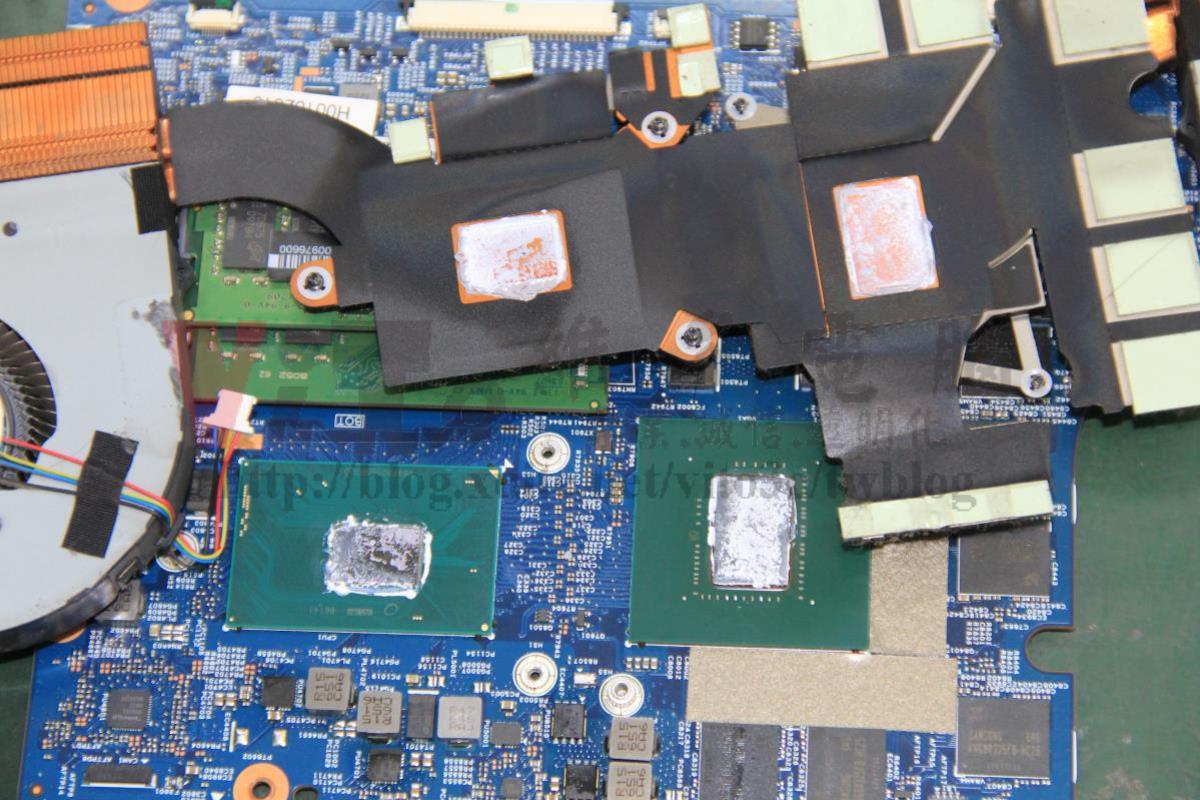 ACER VN7-593G 無法開機?電池膨脹、主機板維修實例|台中-彰化筆電維修 散熱器與CPU散熱膏失效狀況