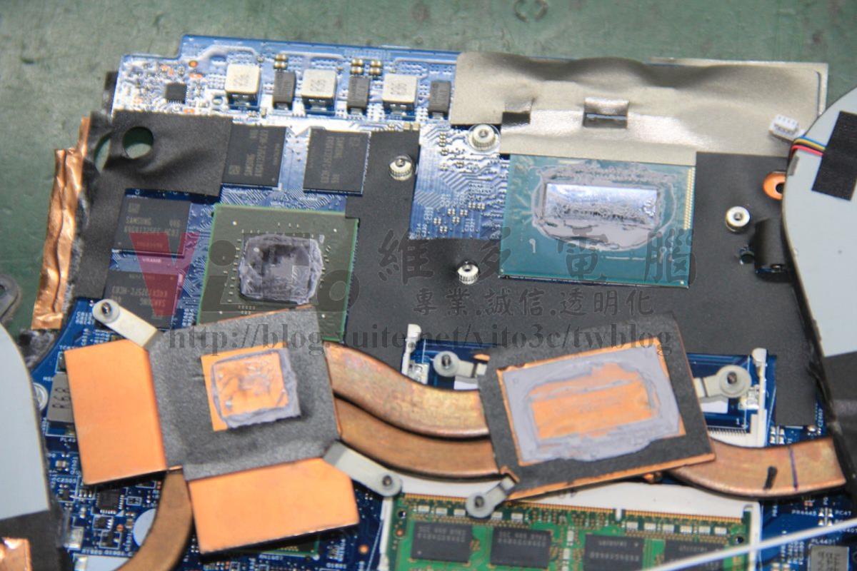 ACER VN7-591G 不過電、無法開機?主機板維修實例|台中、彰化筆電維修 ACER VN7-591G 散熱膏已乾裂