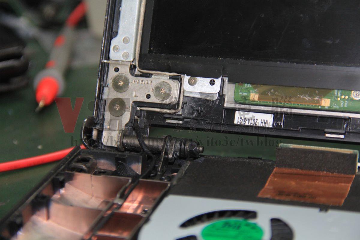 ACER VN7-591G 不過電、無法開機?主機板維修實例|台中、彰化筆電維修 ACER VN7-591G 轉軸維修後測試