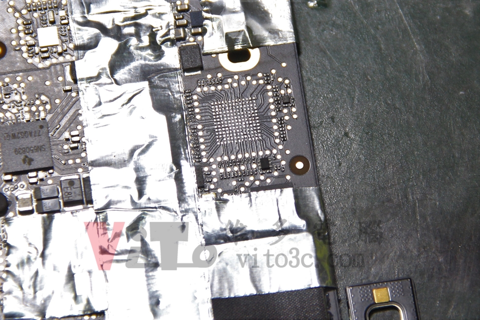 IMG_5325_结果.JPG Macbook Pro 13寸 2017年 A1708 主機板 BGA 焊接後,清除 PAD 上的殘錫