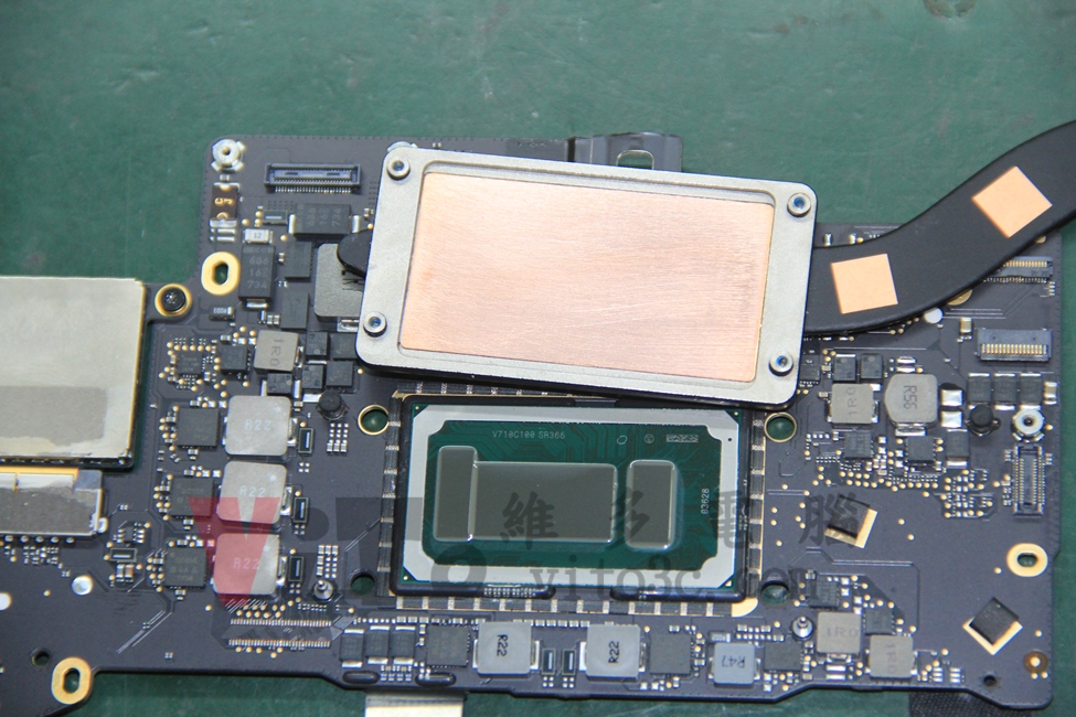 Macbook Pro 13寸 2017年 A1708 不能開機、不過電?SMC晶片故障維修實例|台中、彰化筆電維修 Macbook Pro 13寸 2017年 A1708 不能開機、不過電?SMC晶片故障維修實例|台中、彰化筆電維修