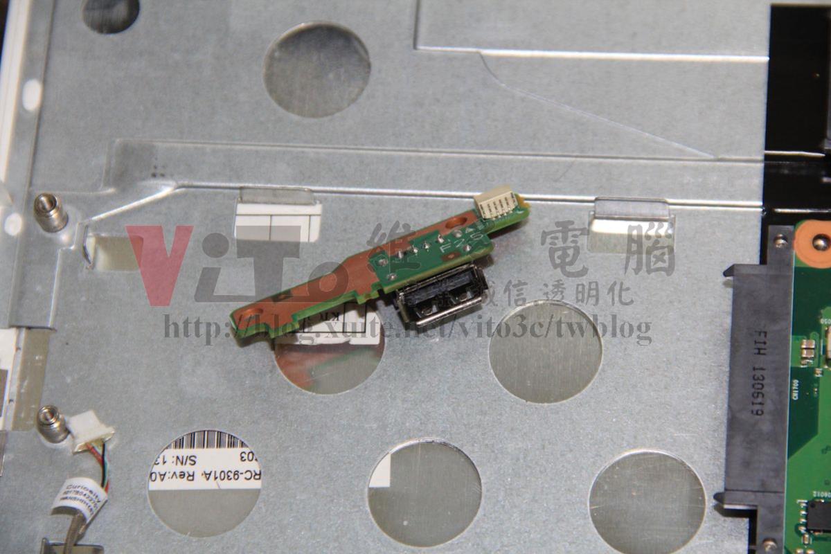 TOSHIBA L50-A USB更換 TOSHIBA L50-A USB更換