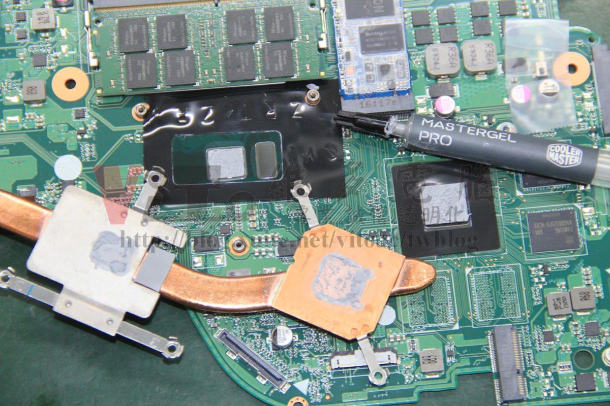 ACER E5-575G 散熱膏更換3 ACER E5-575G 將PCH導熱貼片一併更換