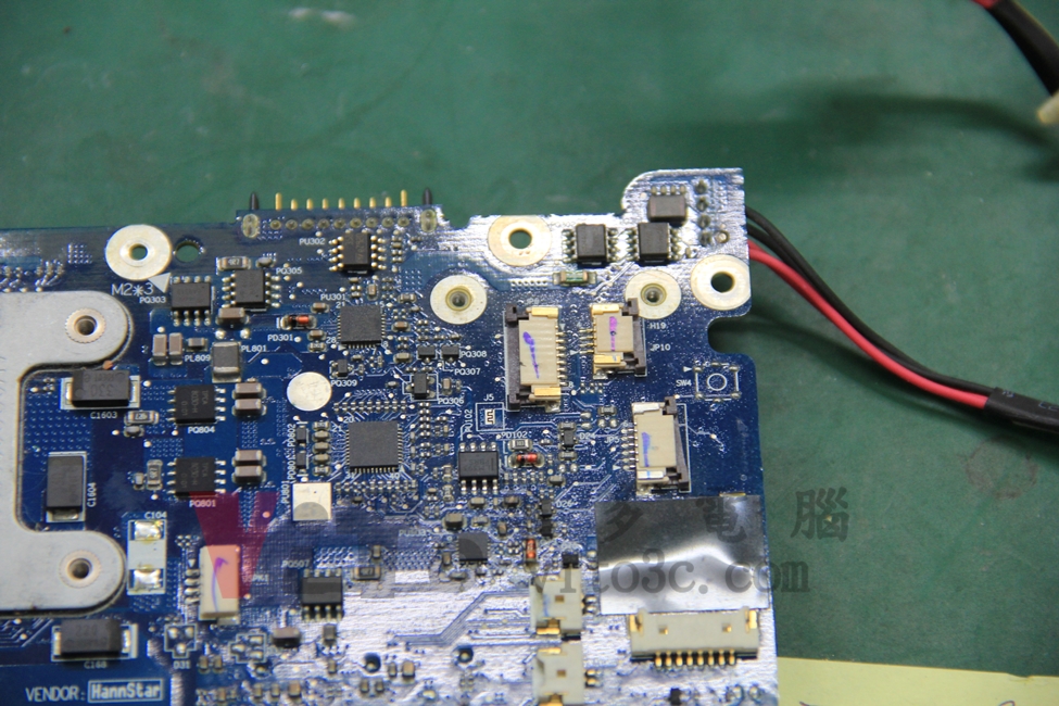 仁寶 COMPAL HLB2 開機沒畫面顯示、無法開機、電源燈亮但不能啟動、主機板查修實例|台中、彰化筆電維修 COMPAL HLB2 測試發現入電保護隔離有問題,導致開機異常