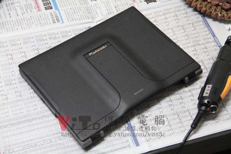 江川 FlyBook VM 不定時出現藍屏、當機重啟、BGA焊接維修實例|台中、彰化筆電維修 FlyBook VM 拆機前