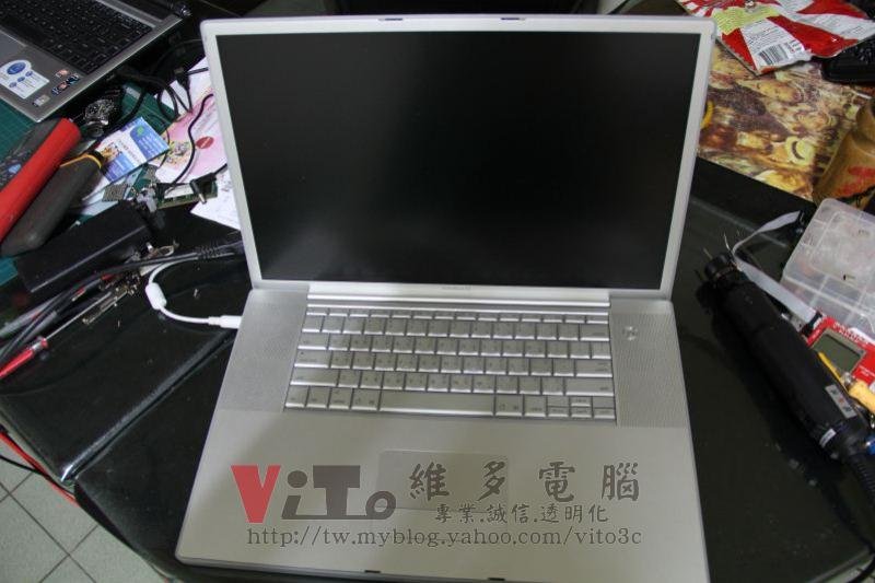 蘋果 Apple PowerBook G4 17寸 2003年 開機黑屏、有開機聲、無畫面顯示維修實例|台中、彰化筆電維修 蘋果 Apple PowerBook G4 17寸 2003年 開機黑屏、有開機聲、無畫面顯示維修實例|台中、彰化筆電維修