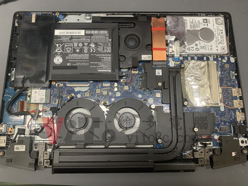 Lenovo Y700 進水、無法充電,主機板維修實例|台中、彰化筆電維修 Lenovo Y700 motherboard internal structure after cleaning