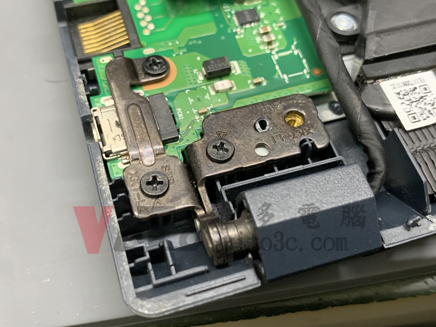 ASUS X571G 突然關機有燒焦味?主機板零件燒毀、轉軸補強維修實例|台中、彰化筆電維修 ASUS X571G 突然關機有燒焦味?主機板零件燒毀、轉軸補強維修實例|台中、彰化筆電維修