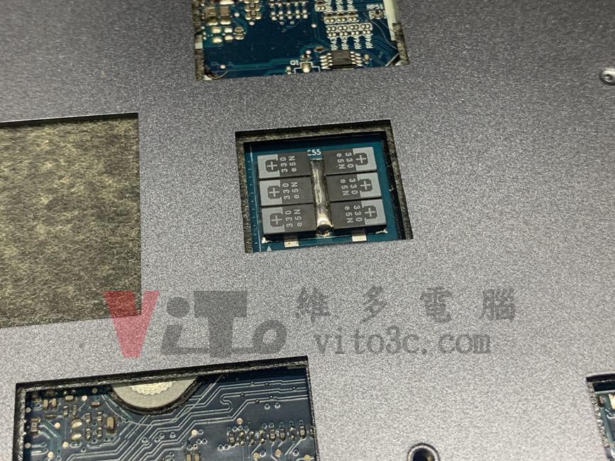 筆電黑屏、反覆開機、突然斷電?一顆大電容引發的通病解析與解法! ACER 4736Z CPU核心供電改裝成330uF共6個,焊接得相當完美(2025年拆筆電換裝轉軸)