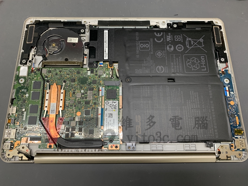 ASUS S406U 不過電、無法開機?主機板維修實例|台中、彰化筆電維修 ASUS S406U 筆電的內部結構