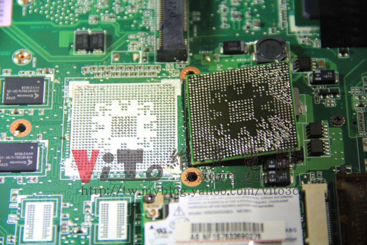 ASUS F3SC 畫面多格、顯卡過熱故障、畫面顯示異常維修實例|台中、彰化筆電專業維修 ASUS F3S BGA 拆除顯卡晶片後的樣貌,主機板與晶片底部錫球殘留痕跡