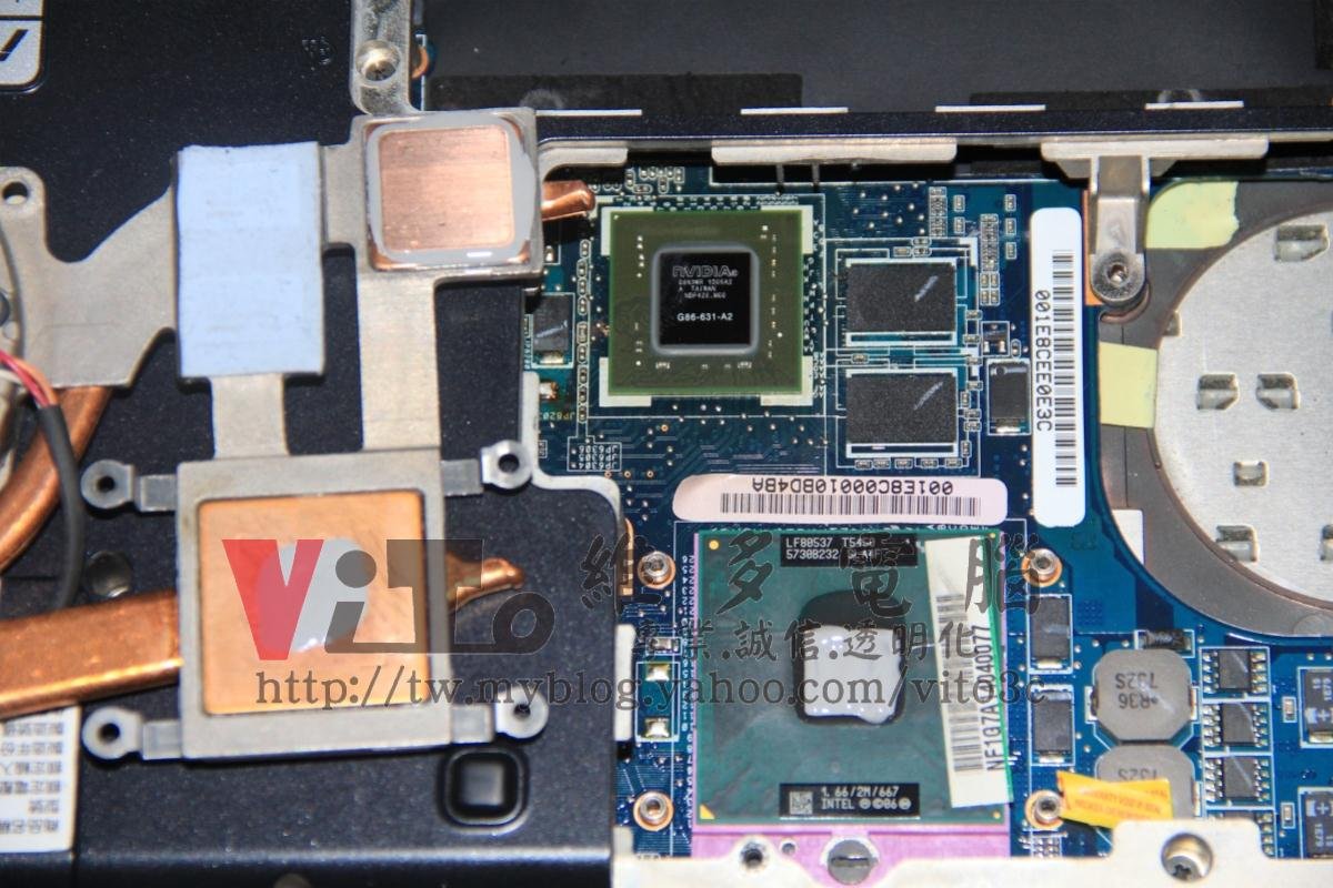 ASUS W7S 畫面線條破圖、顯示卡過熱故障、一直重開機維修實例|台中、彰化筆電專業維修 ASUS W7S 將顯示卡與散熱器的接觸面加裝訂製銅片,增加導熱及延長使用壽命