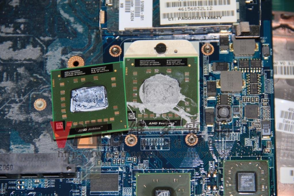 康柏 COMPAQ CQ40-304AX 開機白燈同時閃爍、偵測不到記憶體維修實例|台中、彰化筆電專業維修 Compaq CQ40-304AX 更換 CPU 交叉測試