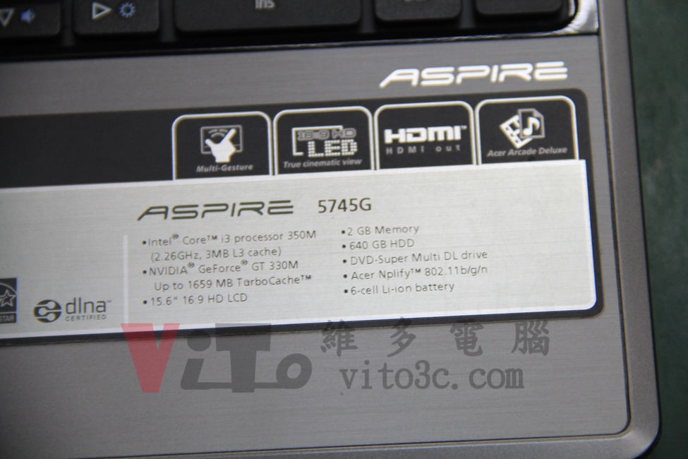 ACER 5745G 突然斷電關機、顯示卡過熱故障,BGA更換實例|台中、彰化筆電維修 ACER 5745G 筆電型號標籤與原廠配備貼紙,確認完整型號資訊