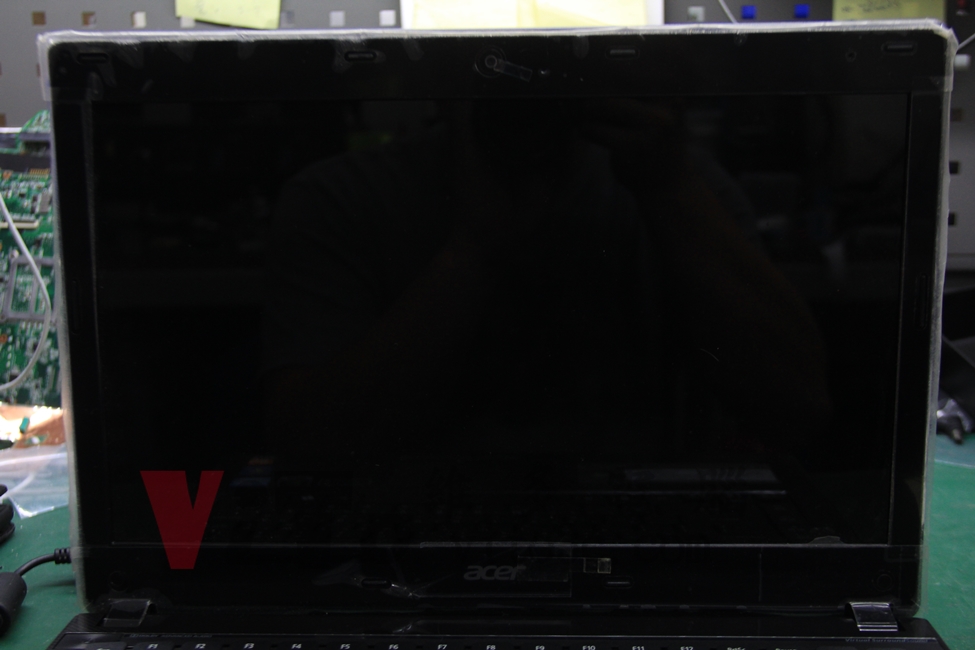 ACER 4752G 開不了機、不過電、無法啟動、主機板維修實例|台中、彰化筆電專業維修 ACER 4752G 開機黑屏,電源指示燈有亮但開不了機
