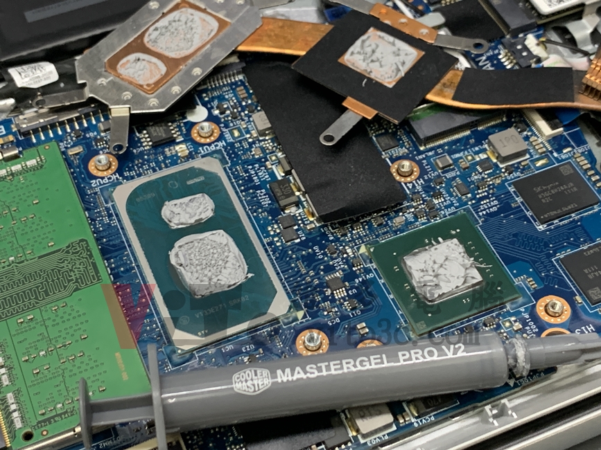 DELL P112F 電池可以使用、外接變壓器無法充電,主機板維修實例|台中、彰化筆電維修 DELL 15 3511 (P112F) 更換全新散熱膏,並壓印是否塗抹均勻