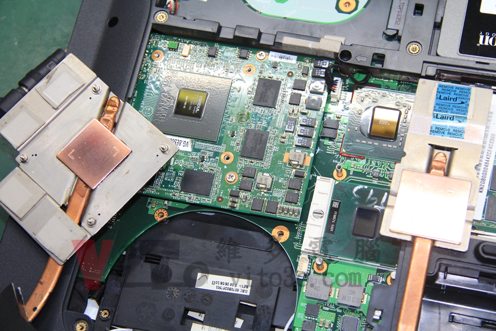 ACER 8920G 開機黑屏、沒畫面顯示、無法開機、CPU供電與顯示卡故障更換實例|台中、彰化筆電維修 ACER 8920G 將乾掉失效的散熱膏清理乾淨