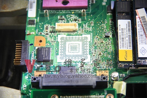 (筆電維修)華碩 ASUS F6S 開機有聲音沒影像~有背光無法顯示畫面~畫面全黑~9300M G顯卡故障維修實例 (筆電維修)華碩 ASUS F6S 開機有聲音沒影像~有背光無法顯示畫面~畫面全黑~9300M G顯卡故障維修實例