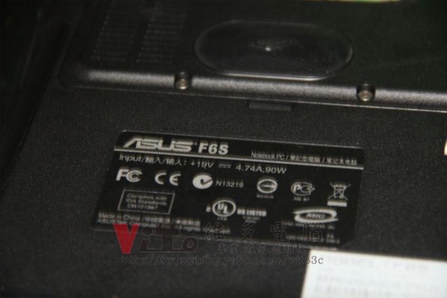 (筆電維修)華碩 ASUS F6S 有開機聲但無畫面顯示維修實例 (筆電保養篇)