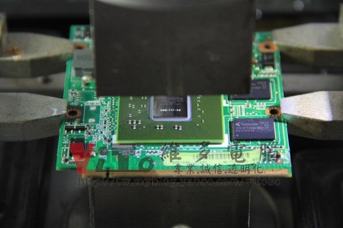 (筆電維修)華碩 ASUS F8SG 開機有聲無影~背光有亮畫面黑屏~9300MG獨立顯卡過熱通病維修實例