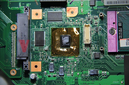 (筆電維修)華碩 ASUS F6V 開機沒畫面~開機沒反應~無法開機~顯卡故障維修實例