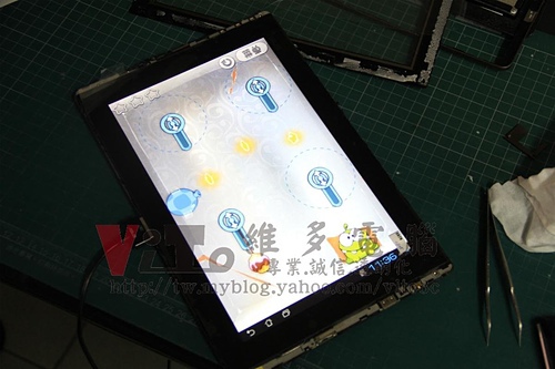 (平板電腦維修)華碩 ASUS TF101 觸控板破裂~面板無故障~更換觸控板維修實例