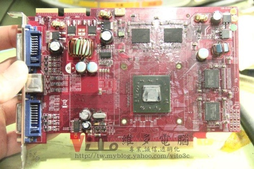 (顯卡維修)微星MSI RX2600 PRO開機雪花破圖~執行遊戲熱當機維修