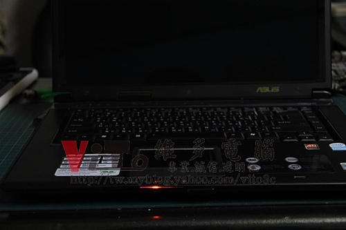 (筆電維修)華碩 ASUS X59SR 無法開機~可過電按開機鍵沒反應~不能開機維修實例