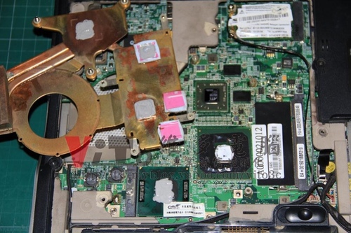 (筆電維修)精英 G420 ATI X1300顯卡故障無法開機~開機沒畫面顯示~開機有背光沒畫面維修實例