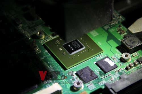 (筆電維修)微星 MSI EX600 開機畫面反白有條紋~顯卡通病故障維修實例 (筆電維修)微星 MSI EX600 開機畫面反白有條紋~顯卡通病故障維修實例