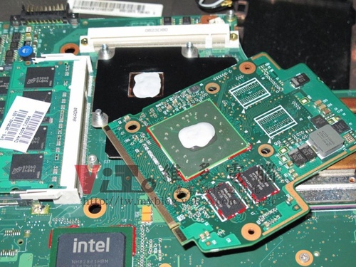 (筆電維修)東芝 TOSHIBA Satellite A300 開機沒畫面~開機斷電~多次開機可成功開啟~無法開機維修實例