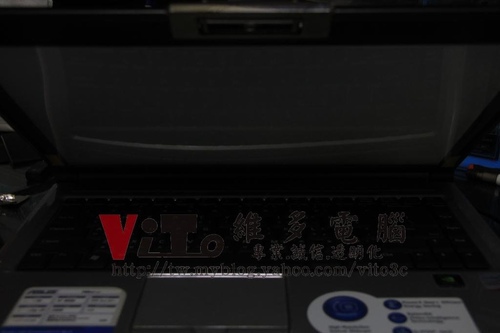 (筆電維修)華碩 ASUS F8S 顯卡過熱故障通病~開機有背光無畫面~開機黑屏~顯卡升級溫控GPU維修實例