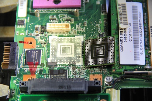 (筆電維修)華碩 ASUS F6S 有背光沒畫面~有開機音沒畫面顯示~無法開機~開機黑屏維修實例 (筆電維修)華碩 ASUS F6S 有背光沒畫面~有開機音沒畫面顯示~無法開機~開機黑屏維修實例