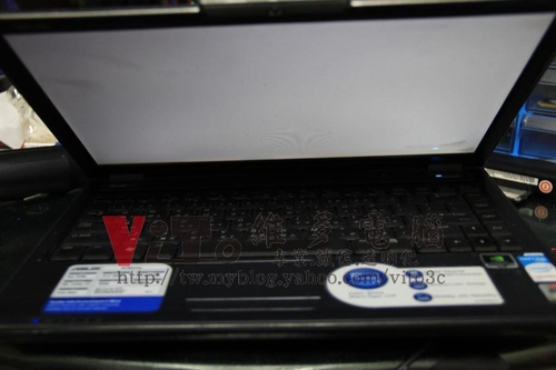 (筆電維修)華碩 ASUS W7S 開機沒畫面~顯卡過熱故障~升級溫控型顯卡維修實例 (筆電維修)華碩 ASUS W7S 開機沒畫面~顯卡過熱故障~升級溫控型顯卡維修實例