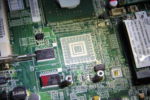 (筆電維修)宏碁 ASPIRE 5570(5572WXMI) 開機畫面異常~畫面條紋~顯卡故障維修實例