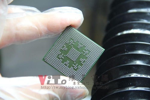 (顯卡維修)華碩 ASUS 7300GT開機破圖~條紋~雪花~顯示異常維修實例 (顯卡維修)華碩 ASUS 7300GT開機破圖~條紋~雪花~顯示異常維修實例
