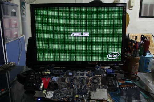 (筆電維修)華碩 ASUS W7S 顯卡花屏線條破圖~顯卡過熱通病維修實例 (主機板篇)